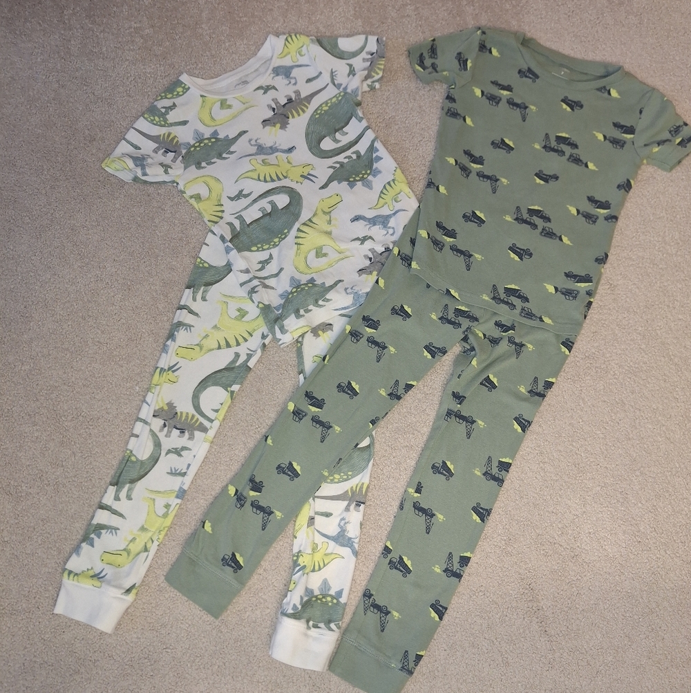 Bundle Of Two Size 7 Simple Joys by Carters Pajamas